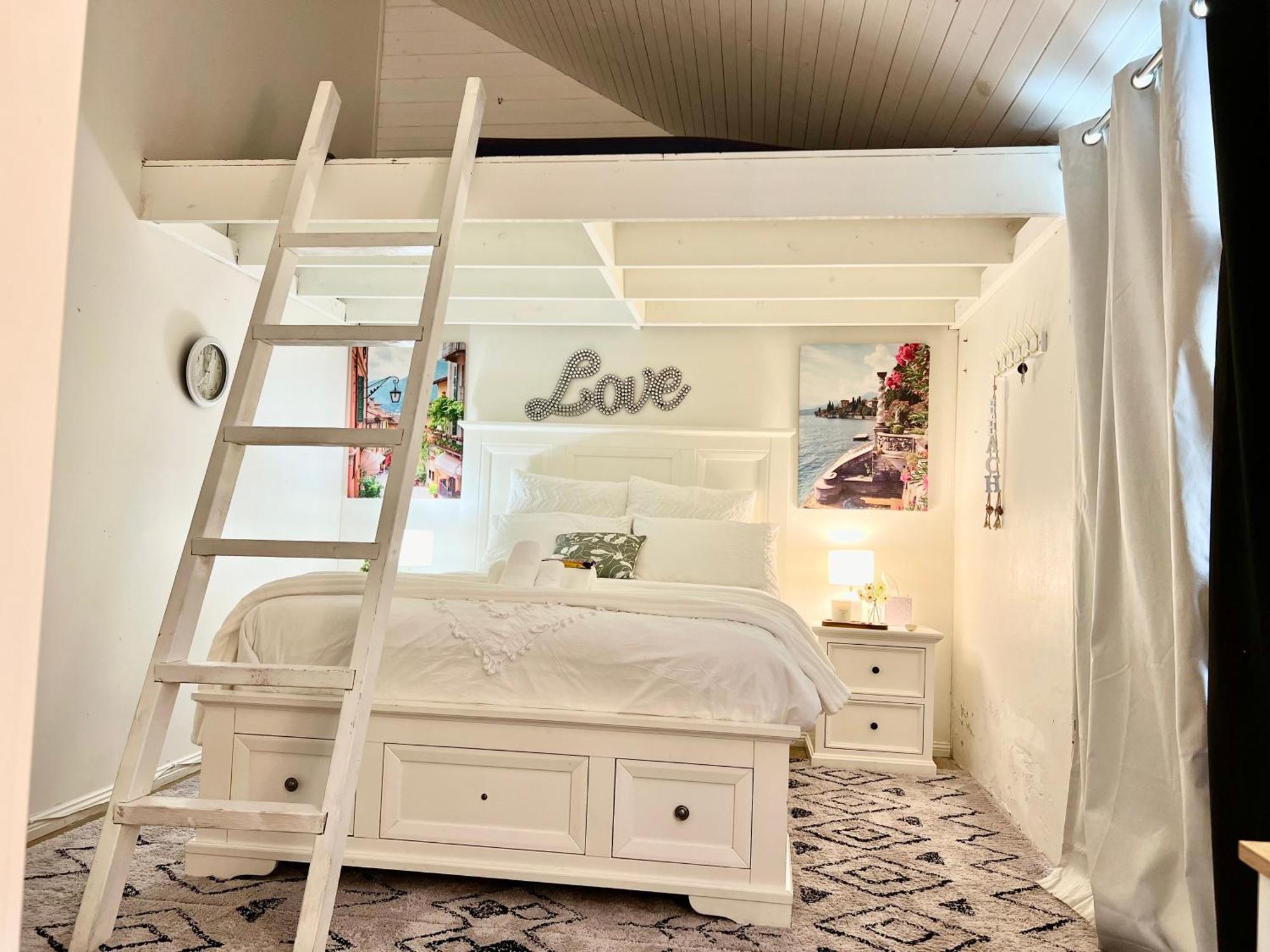 Affordable Luxury Gold Coast